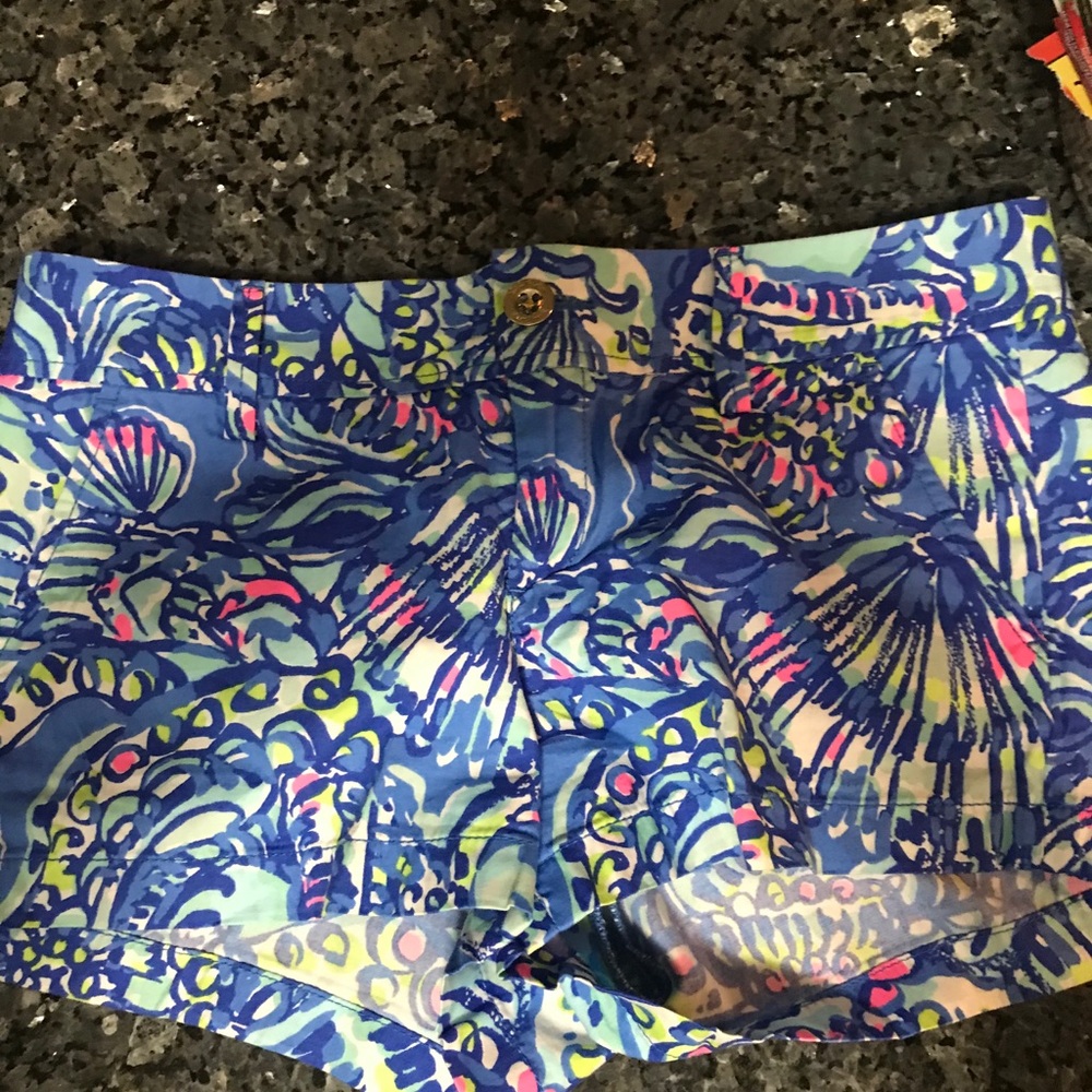 Lilly Pulitzer size 6 Walsh shorts new